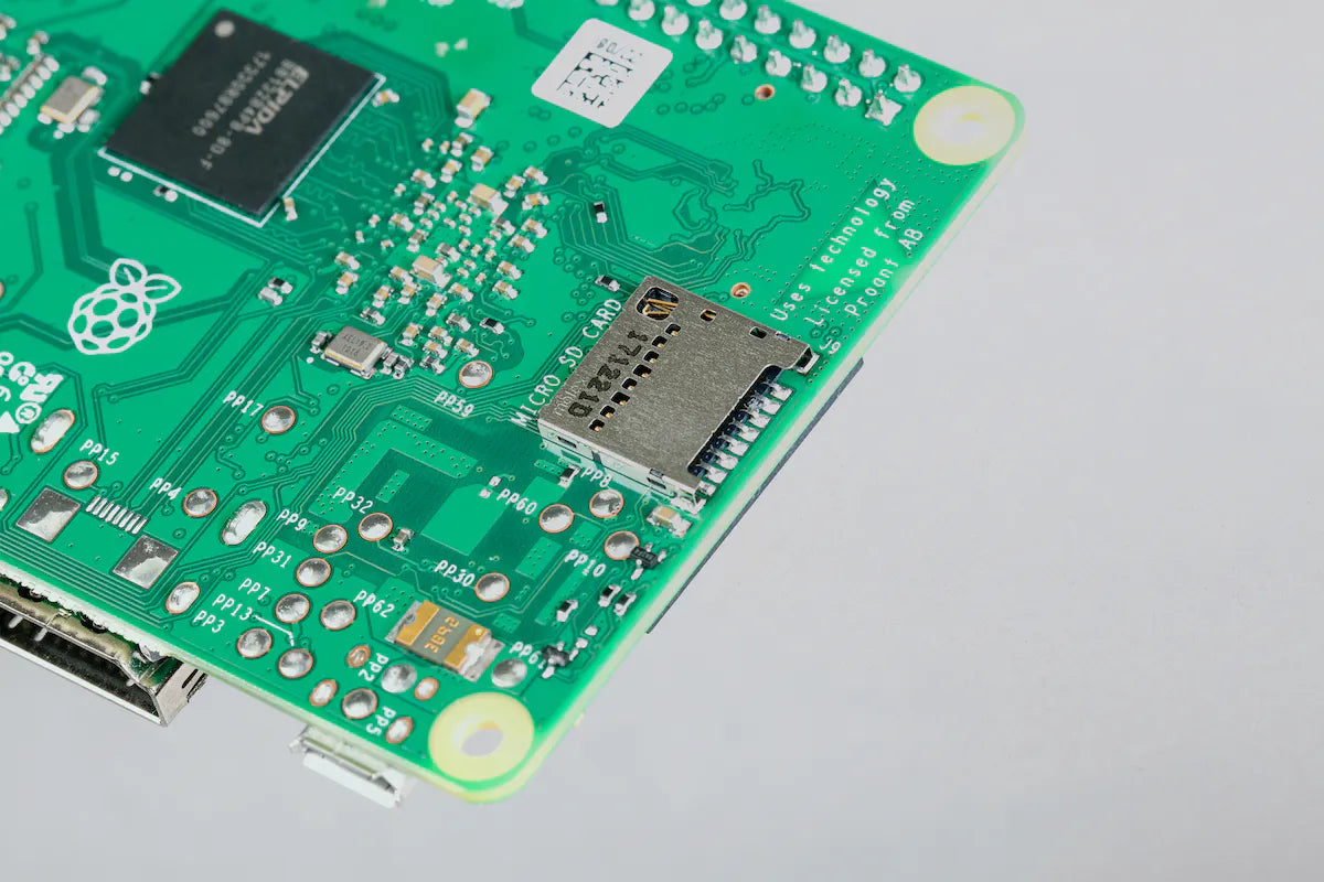 Raspberry Pi 3 Model B+ Raspberry Pi 3 Model B+
